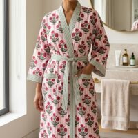 Floral Buta Kimono Robe